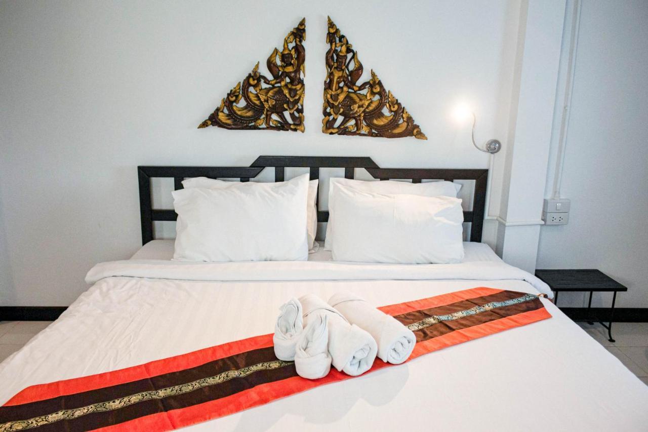 Vlodge&Vegetarian Vegan Hotel Chiang Mai Buitenkant foto