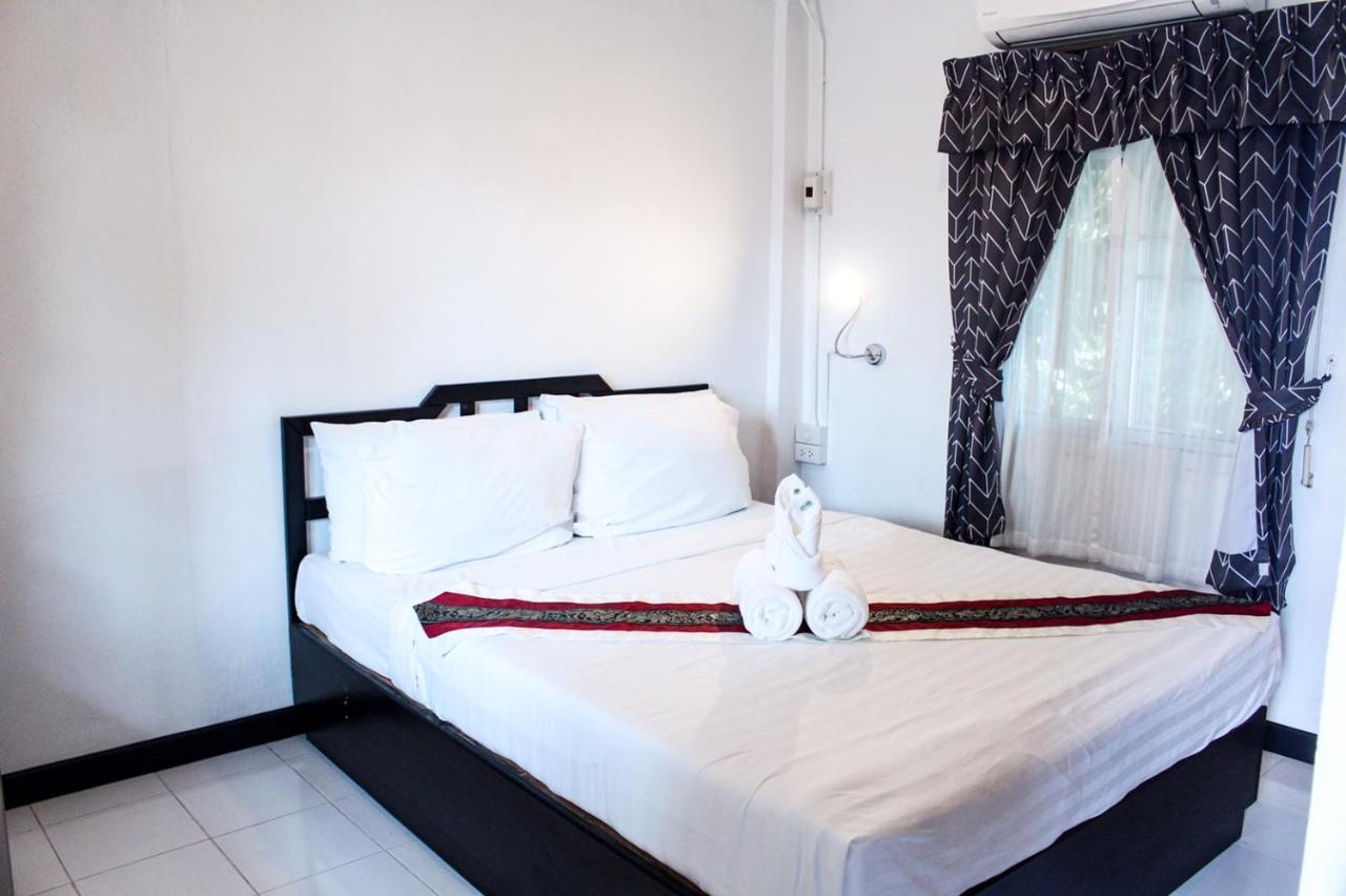 Vlodge&Vegetarian Vegan Hotel Chiang Mai Buitenkant foto