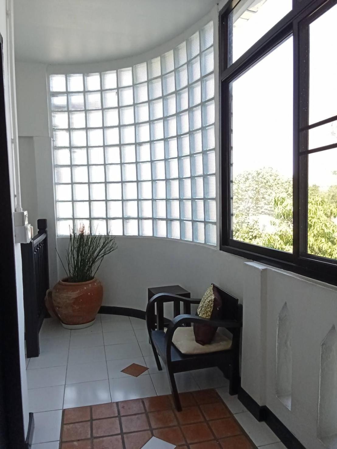 Vlodge&Vegetarian Vegan Hotel Chiang Mai Buitenkant foto
